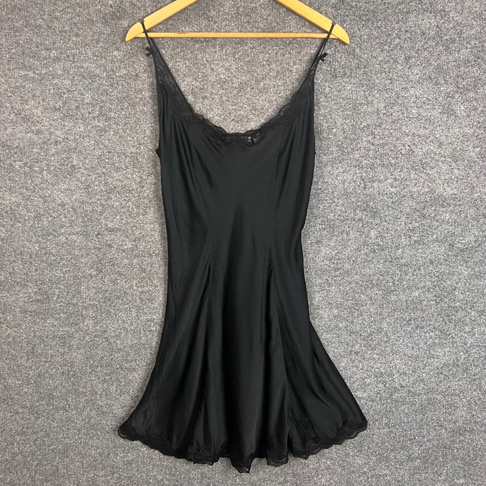 Vintage Victoria's Secret Gold Tag 100% SILK Dress M Lace Trim Chemise Nightie